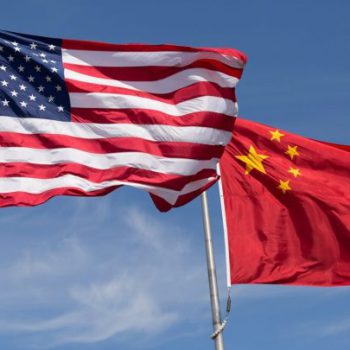 Us_China_flag_Getty-Images-780x405